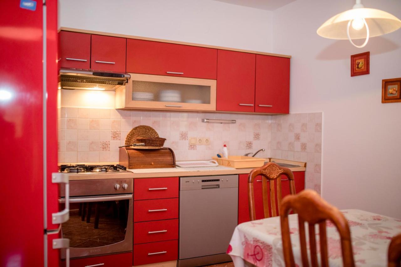 Ferienwohnung Kuca Leonora Banjol Exterior foto