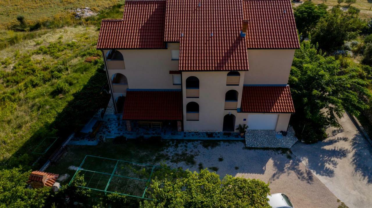 Ferienwohnung Kuca Leonora Banjol Exterior foto