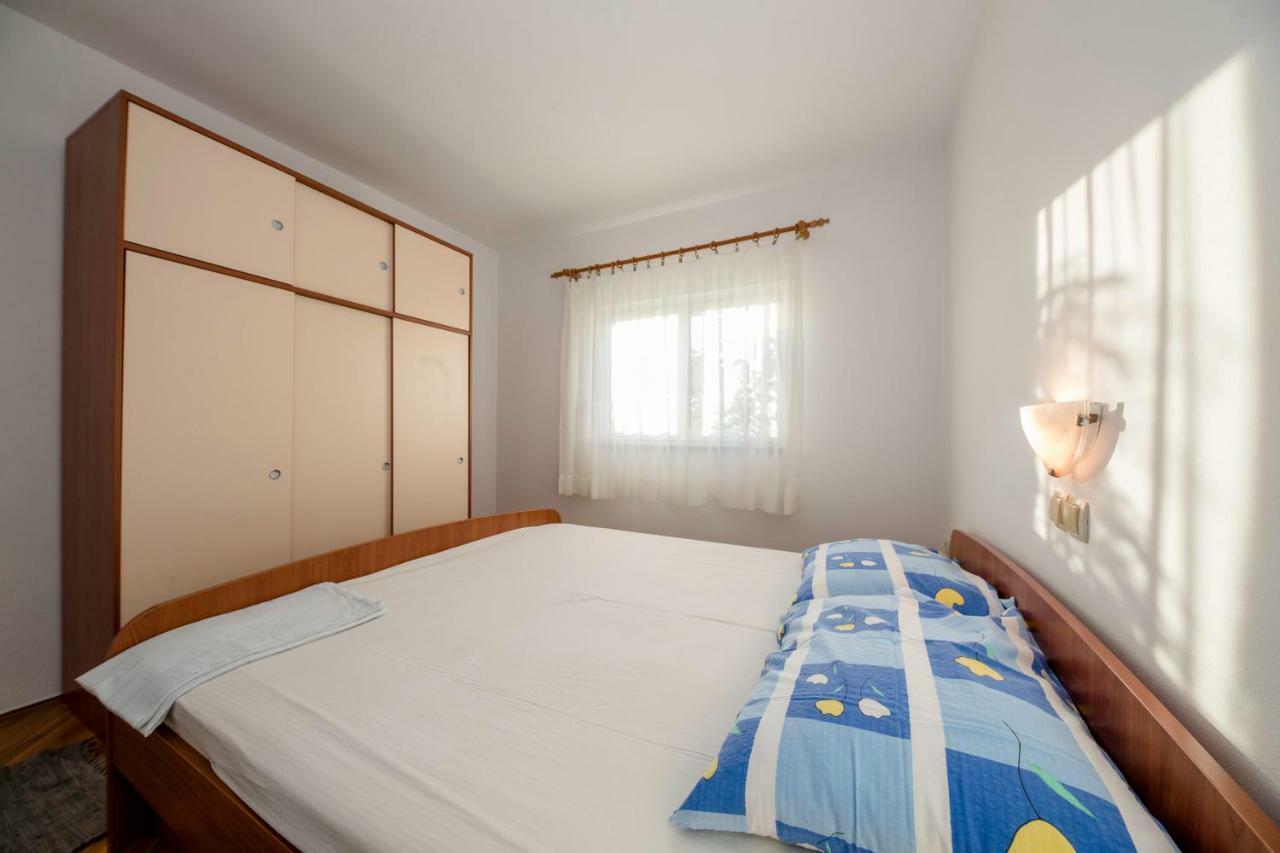 Ferienwohnung Kuca Leonora Banjol Exterior foto