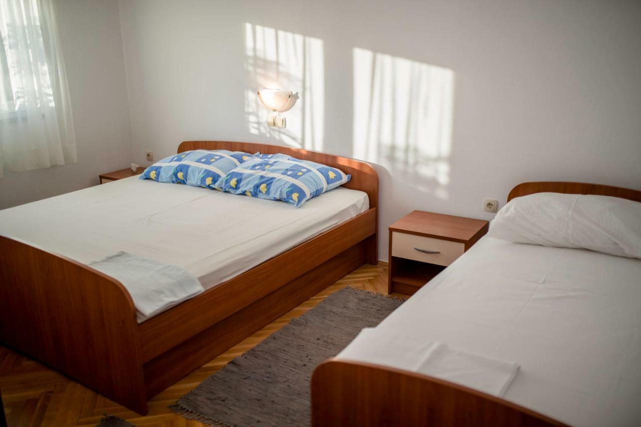 Ferienwohnung Kuca Leonora Banjol Exterior foto