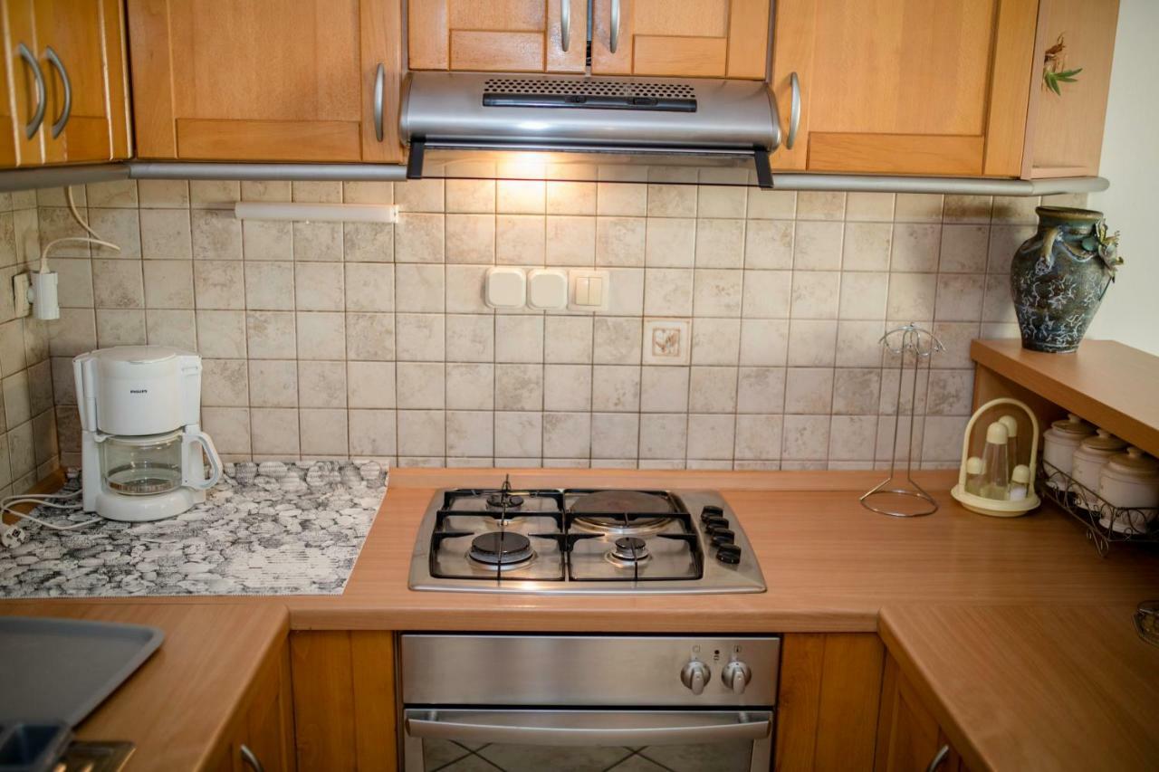 Ferienwohnung Kuca Leonora Banjol Exterior foto