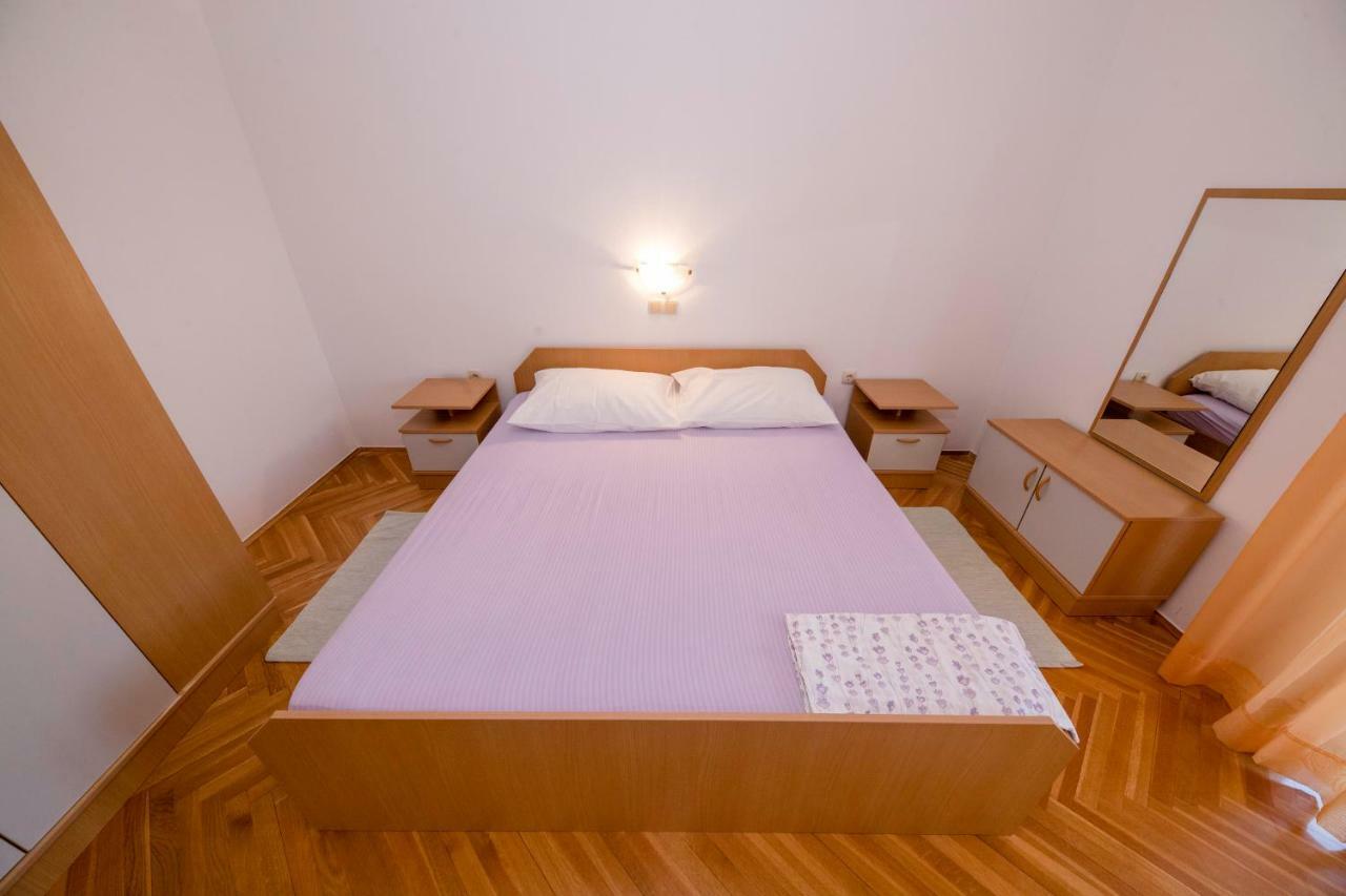 Ferienwohnung Kuca Leonora Banjol Exterior foto