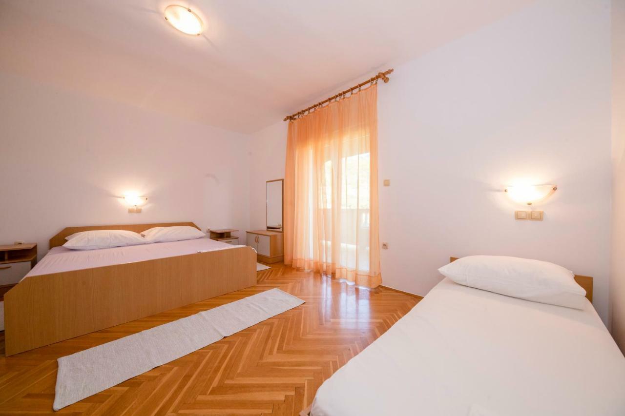 Ferienwohnung Kuca Leonora Banjol Exterior foto