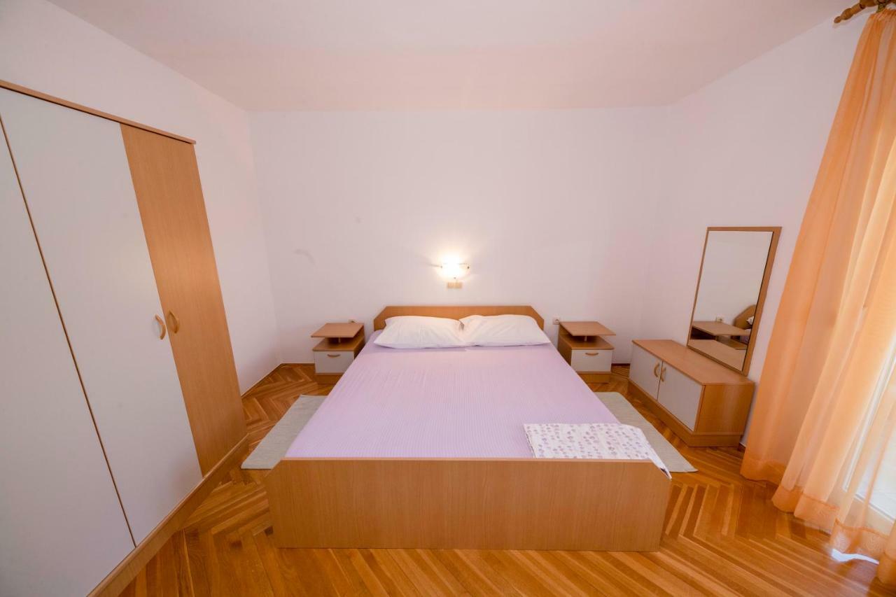 Ferienwohnung Kuca Leonora Banjol Exterior foto